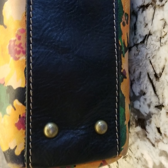 Patricia Nash Summer Evening Bloom Leather Tasseled Bag💐 - Picture 7 of 12